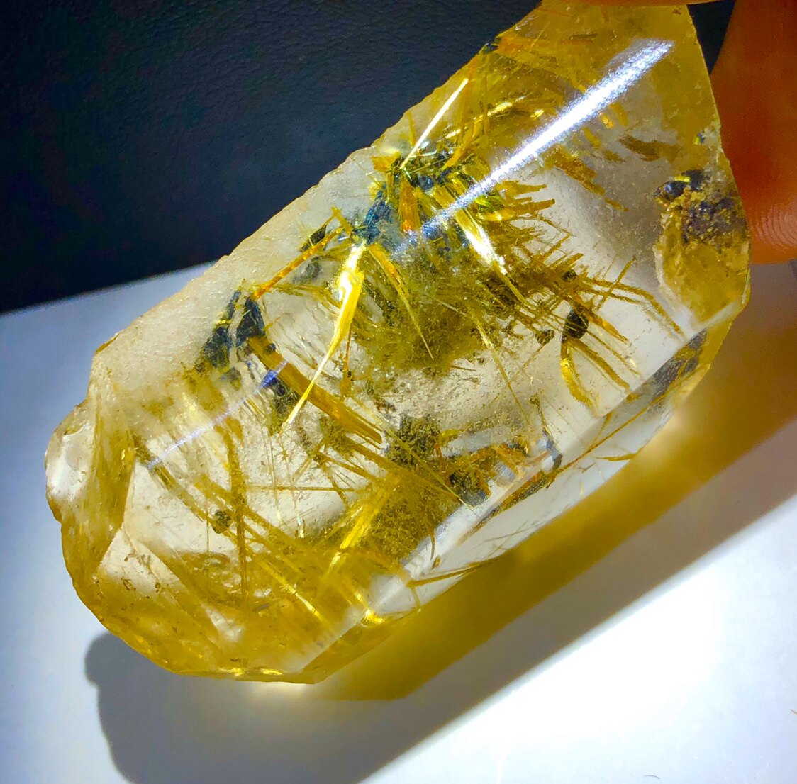 老矿天然巴西老矿金钛晶花水晶吊坠原石把玩雕刻料