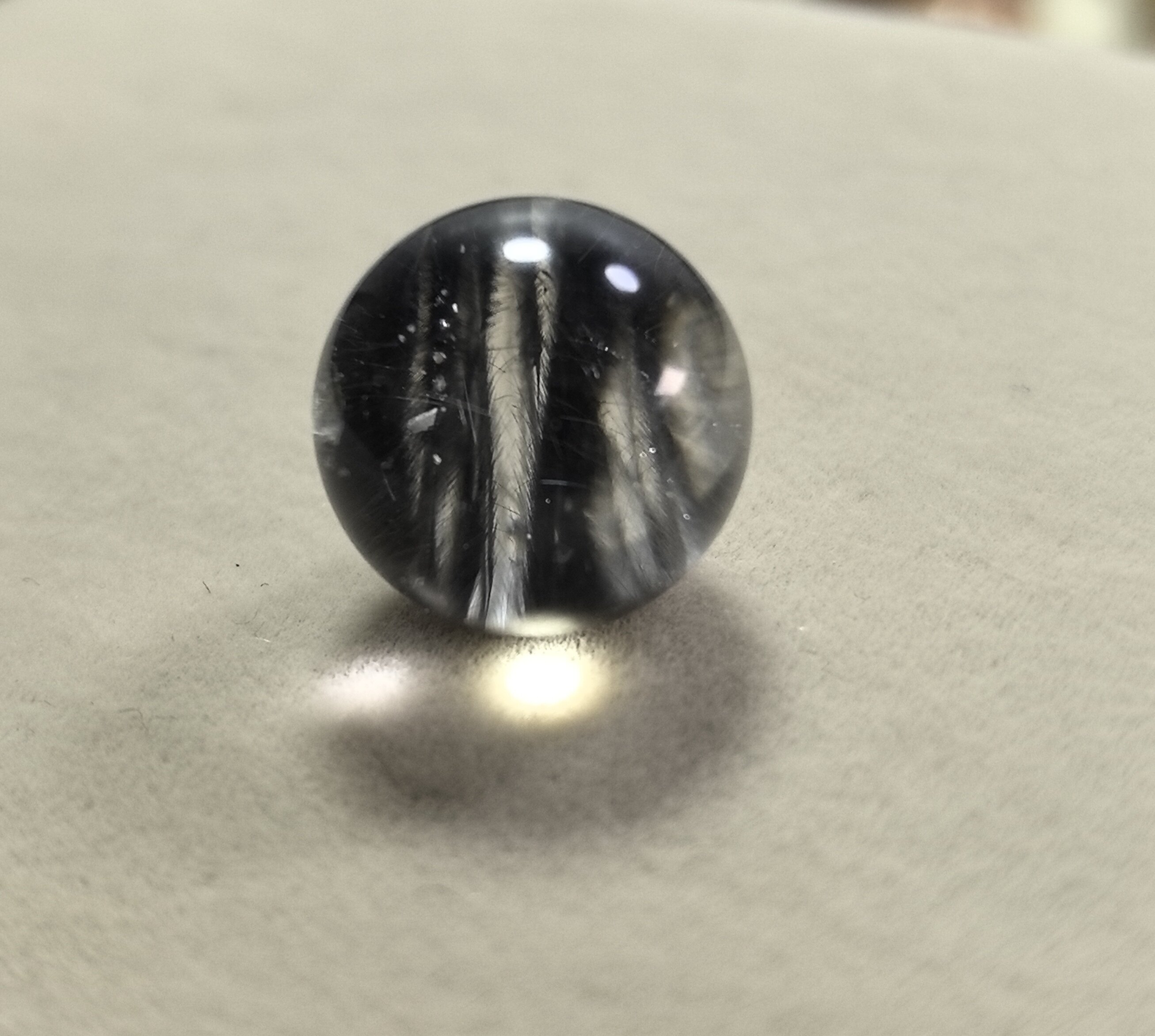 12.9㎜（无任何优化和入胶）巴西天然黑银钛晶花单珠天使的羽毛