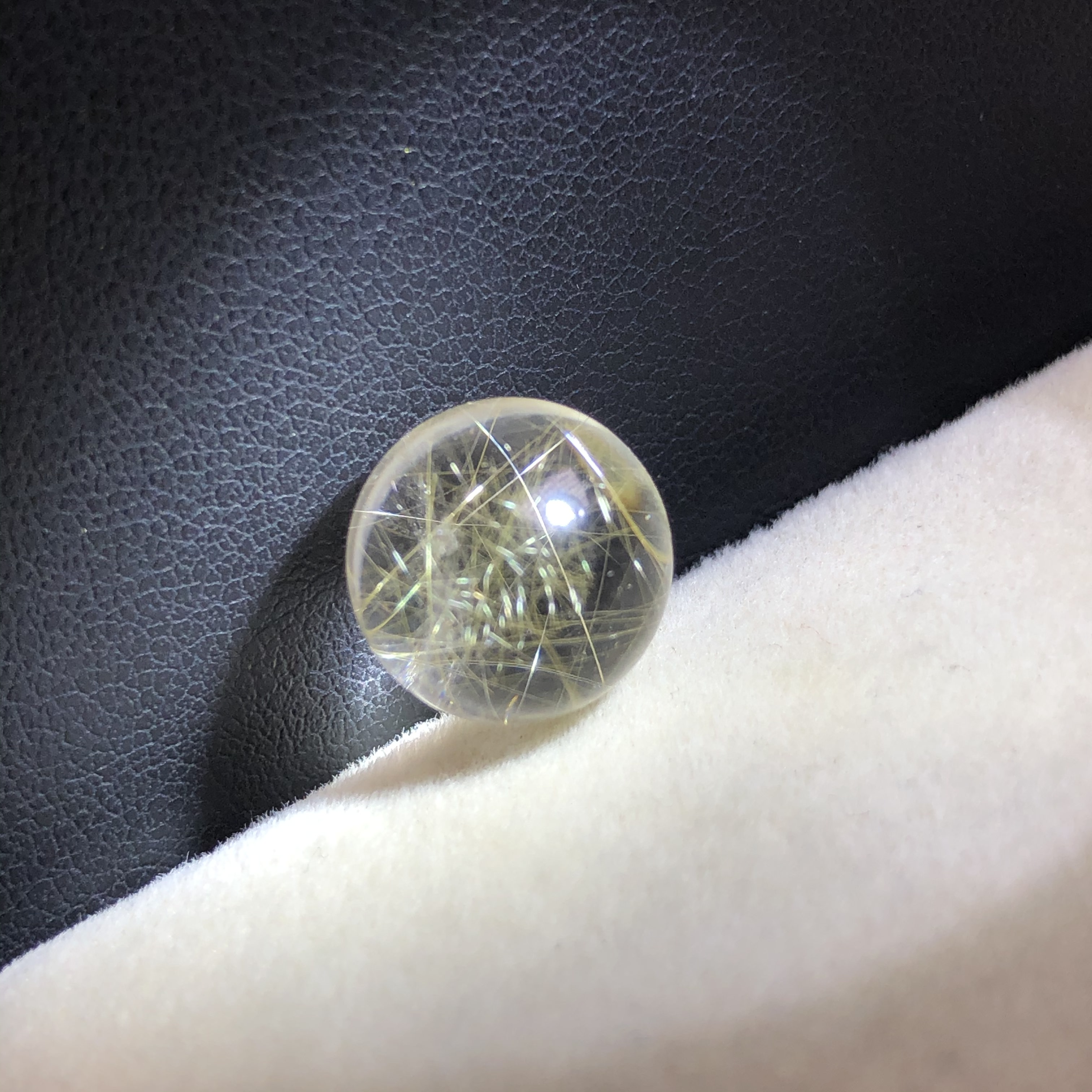 11.7毫米只做原矿无任何优化天然金发晶晶单珠