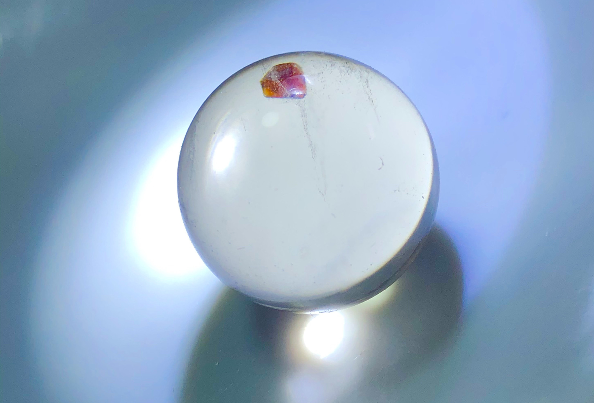 天然水晶包裹红石榴石红色宝石共生矿单珠吊坠