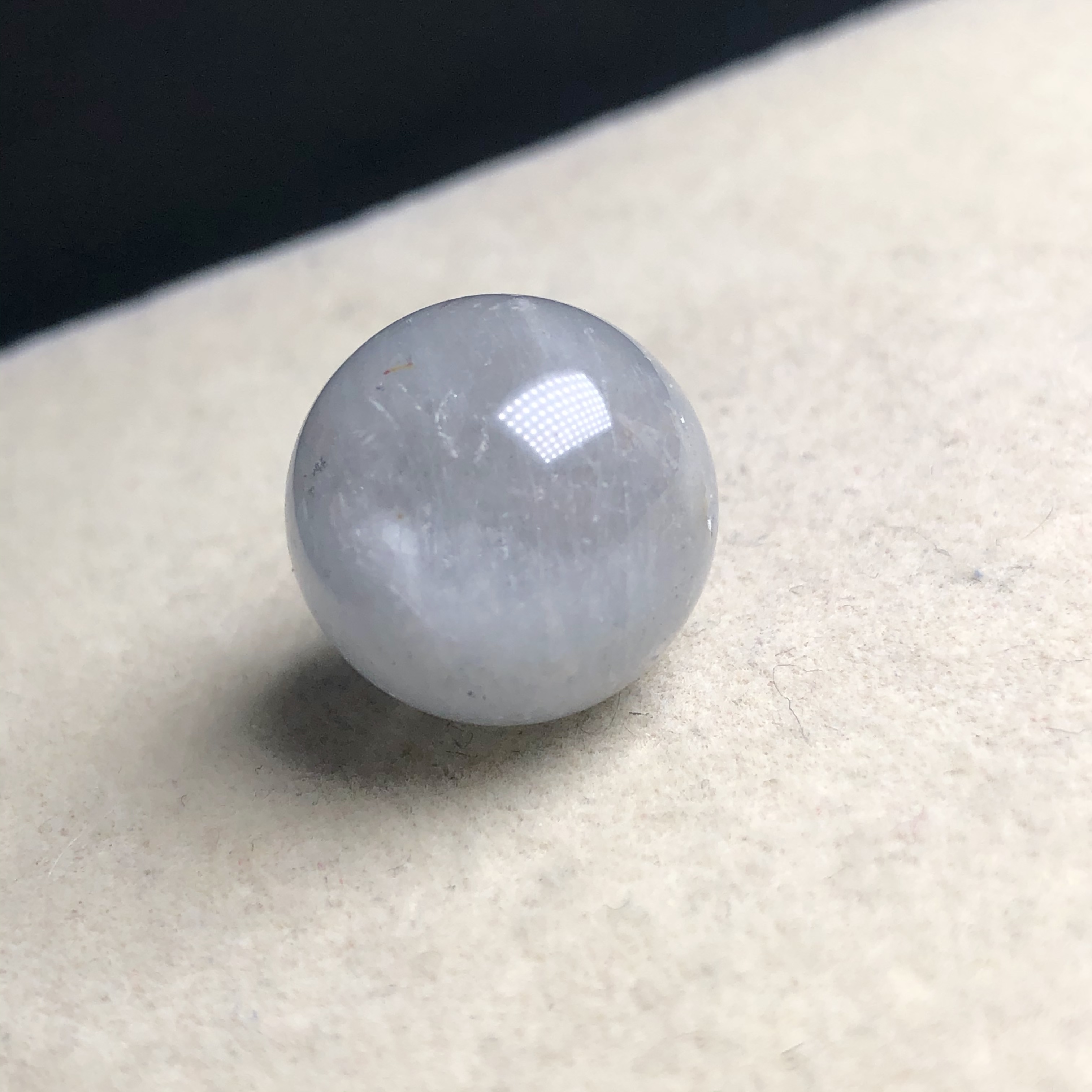 15.2毫米(没有任何优化注胶)老矿天然水晶蓝兔毛单珠