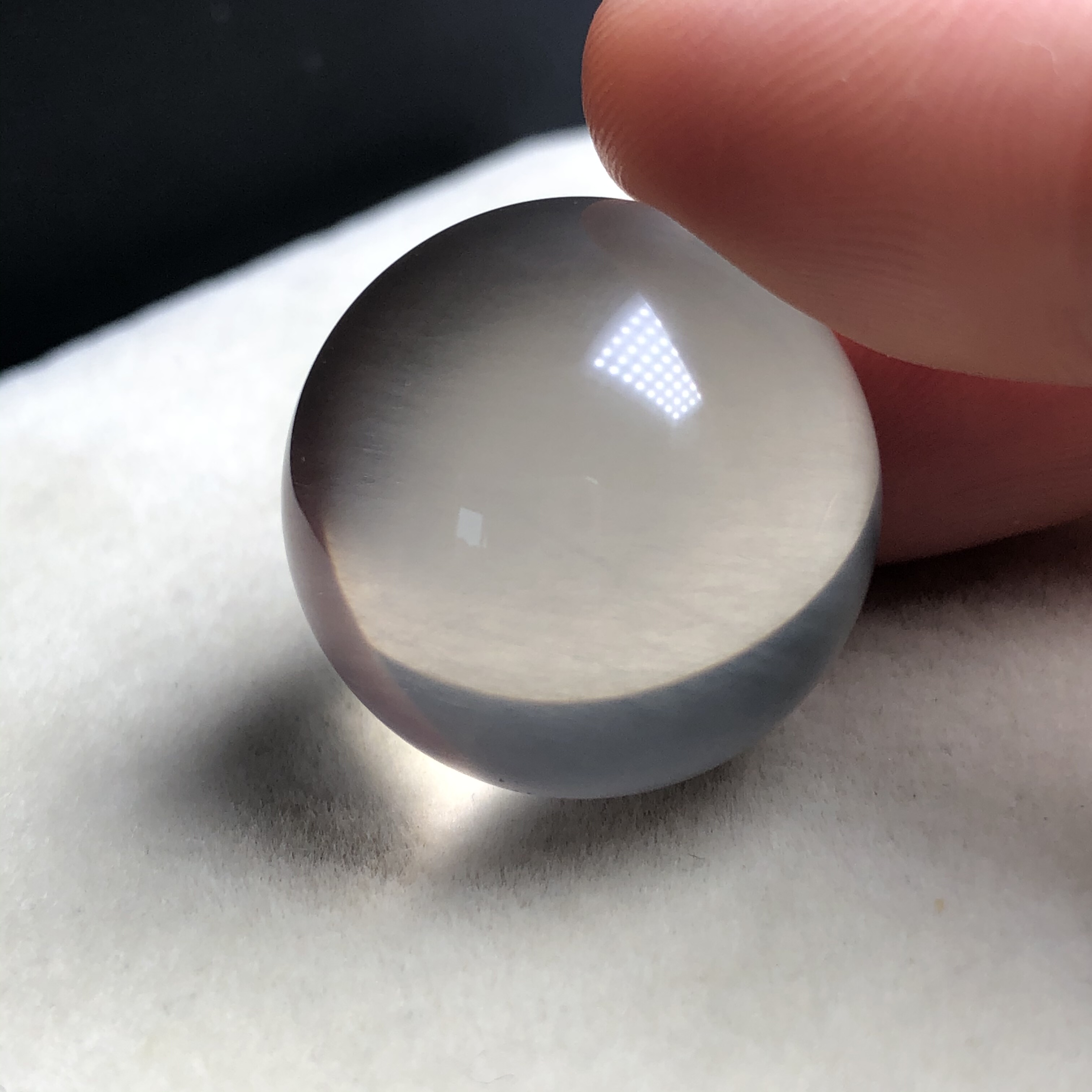 22.2毫米(没有任何优化注胶)老矿天然戒面料冰透蓝灰兔毛单珠