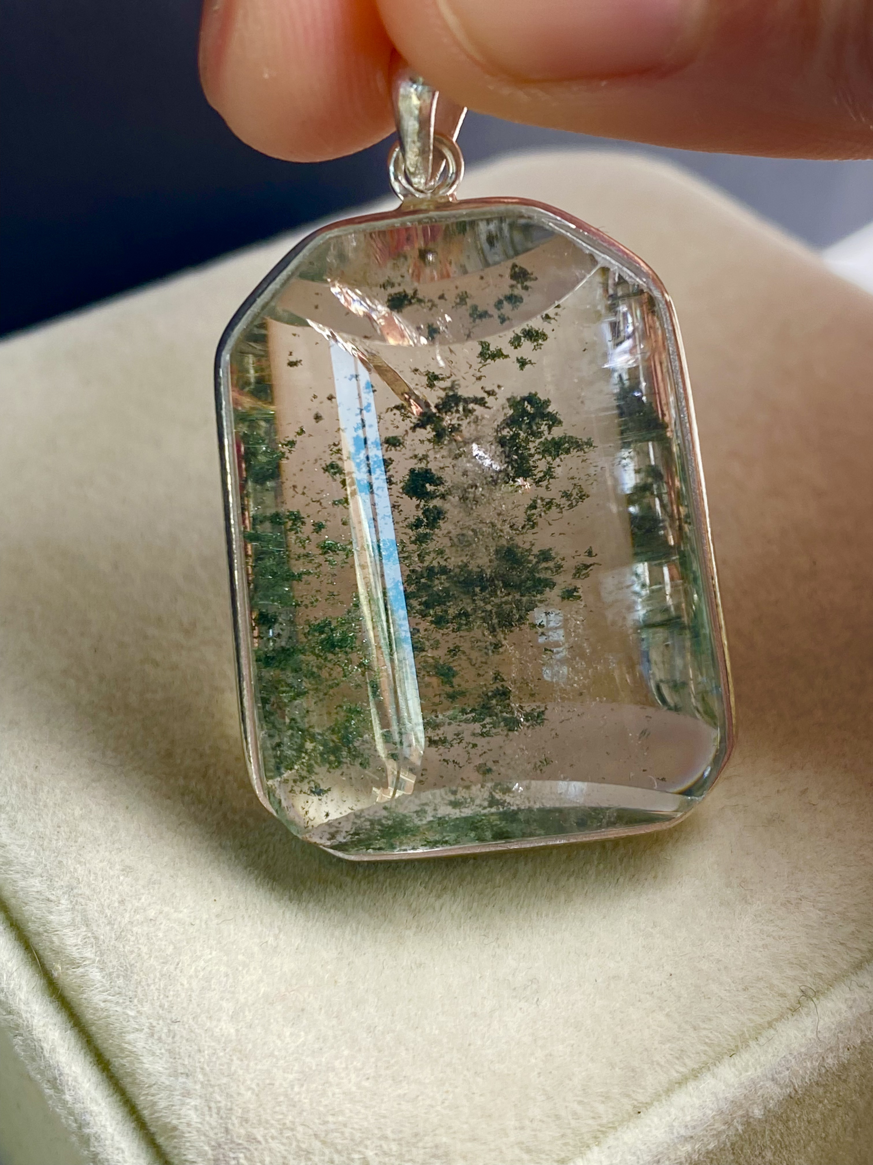 稀有巴西老矿天然绿幽灵水晶吊坠 纯银镶嵌