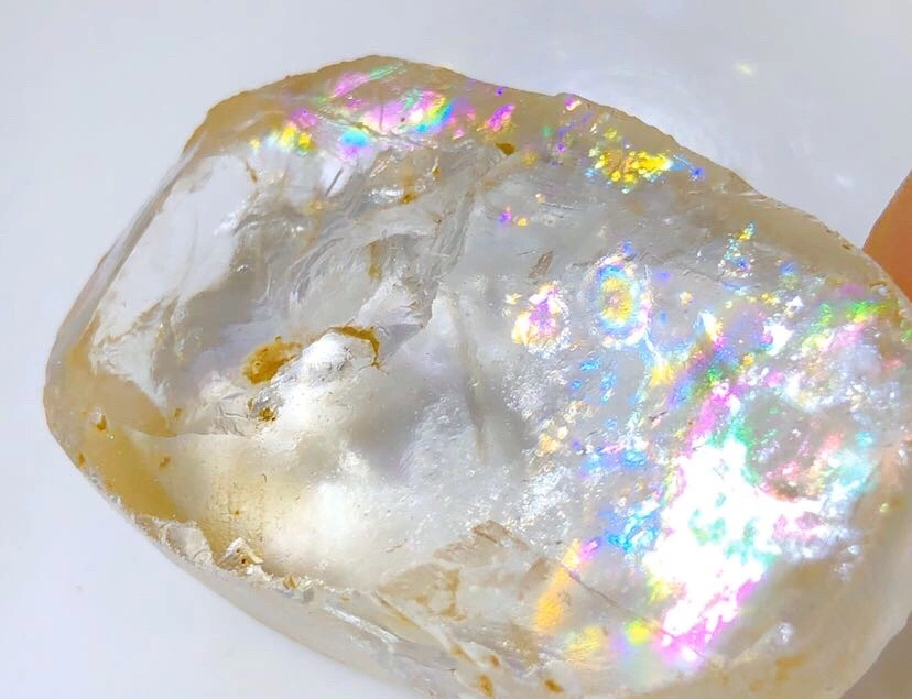 天然全包彩虹水晶原石吊坠