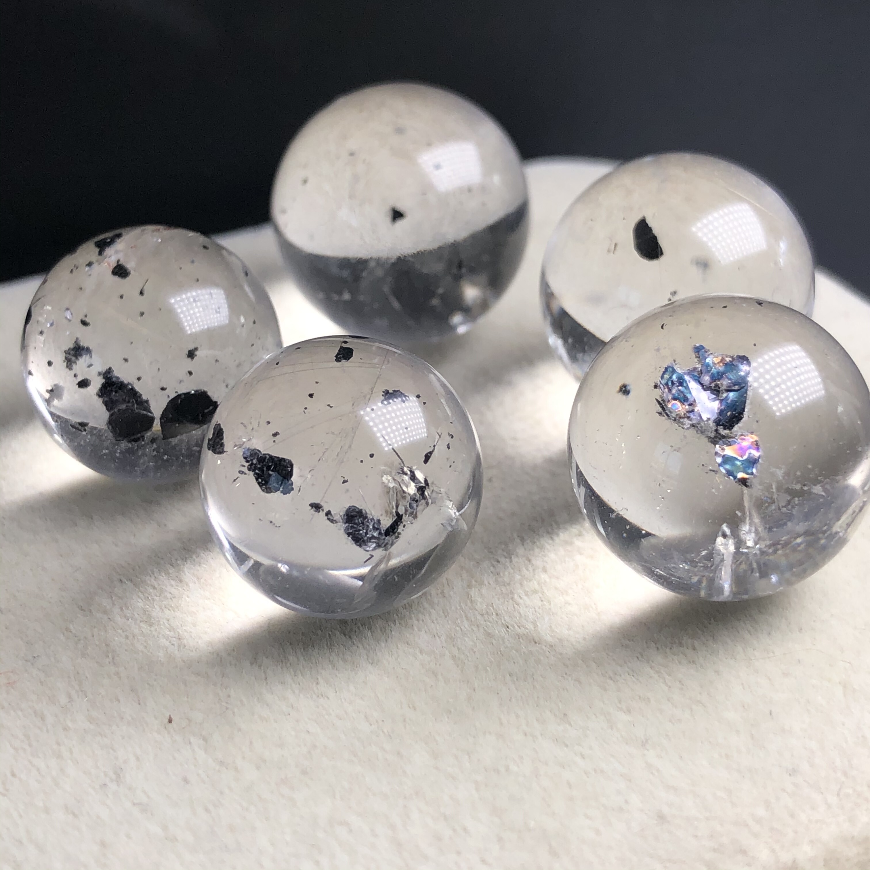 同料出巴西老矿象形天然水晶包裹矿石云母共生矿单珠 星球联络站