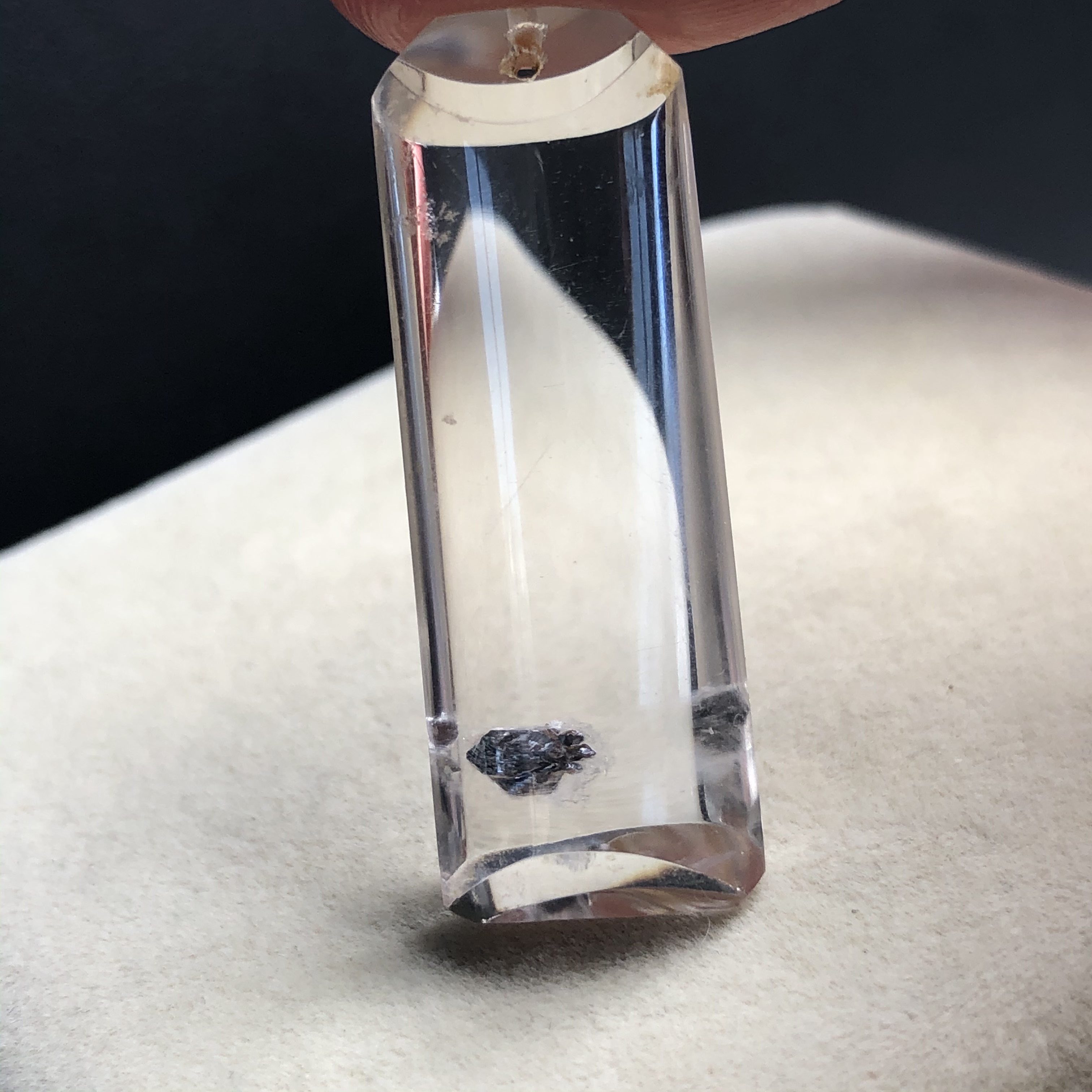 玩家推荐，稀有天然水晶包裹体矿石共生吊坠