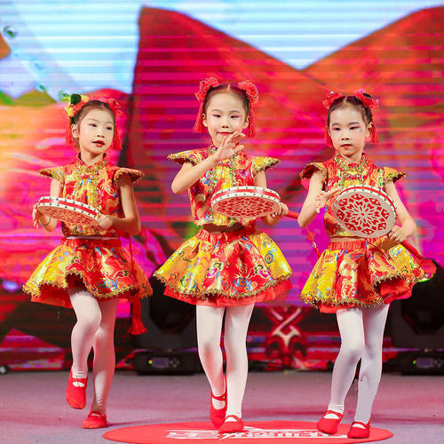 女童中国风喜庆舞蹈打鼓服演出服
