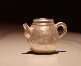 半斋银釉南蛮急须