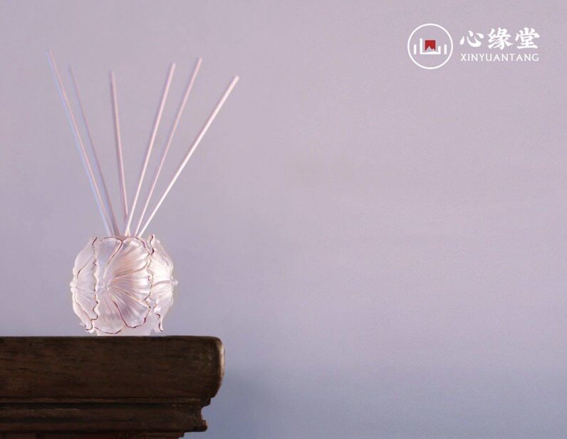 心缘堂娇葵香薰瓶64 x 58mm透色贴金赠：精油100ml + 1袋扩香棒