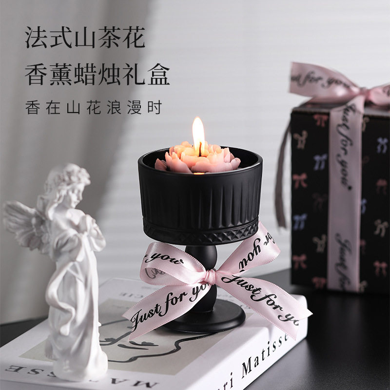 山茶花香薰蜡烛礼盒生日高级感礼物节日伴手礼大豆蜡香氛摆件创意