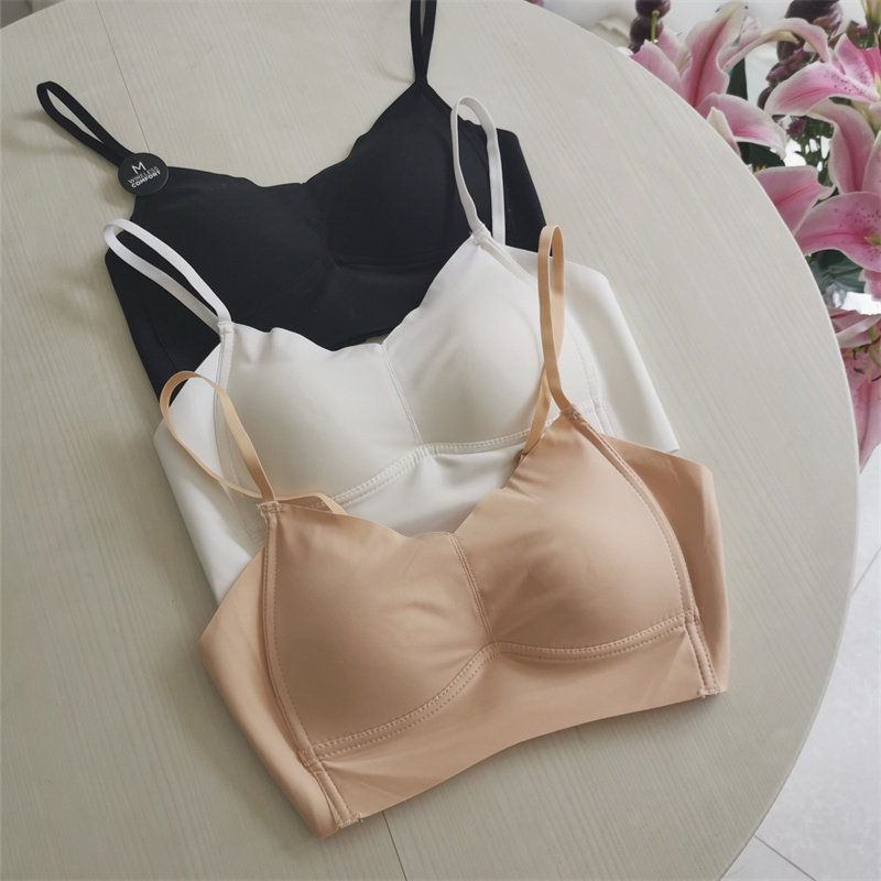 夏季文胸无痕聚拢薄大胸显小无钢圈收副乳防走光细肩带内衣套装