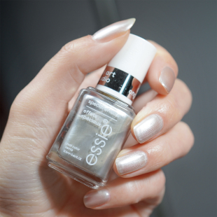 ESSIE指甲油Cosmic Chrome宇宙铬银5半透贝壳珍珠缎面银白细闪