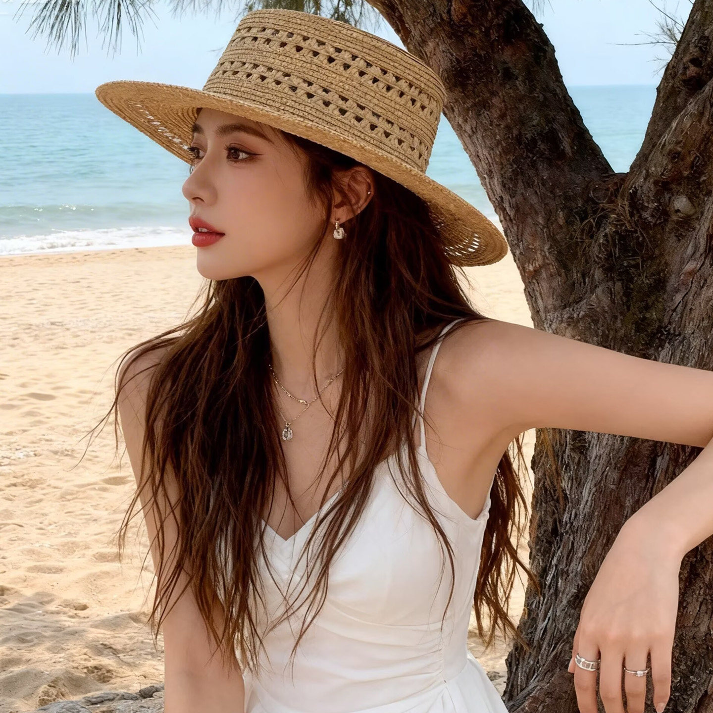 法式平顶手工编织草帽女夏季显脸小遮阳防晒海边度假沙滩拍照帽子