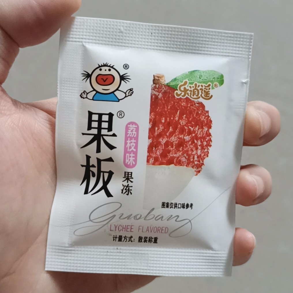 新日期乐逍遥果板果冻片380g盒装装水果冻0零脂肪拖肥果味休闲零