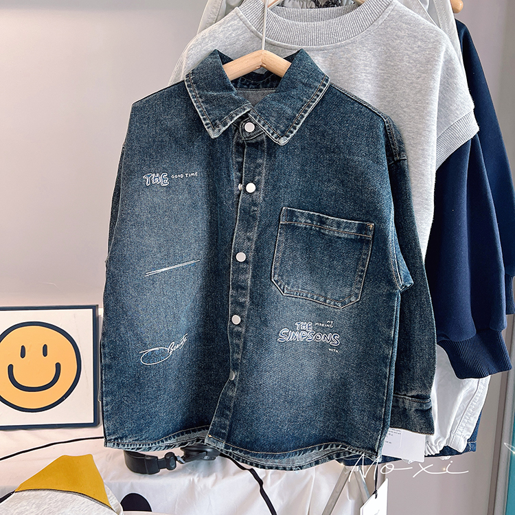 儿童秋季小翻领牛仔按扣衬衫