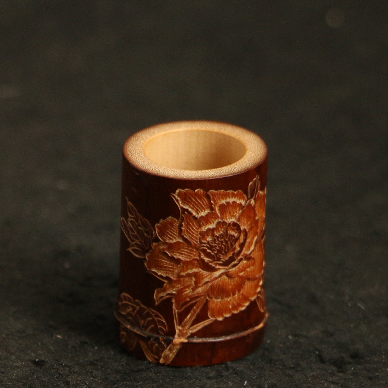 广西老煤竹纯手工精工浮雕国色天香竹雕茶道盖置文玩把件