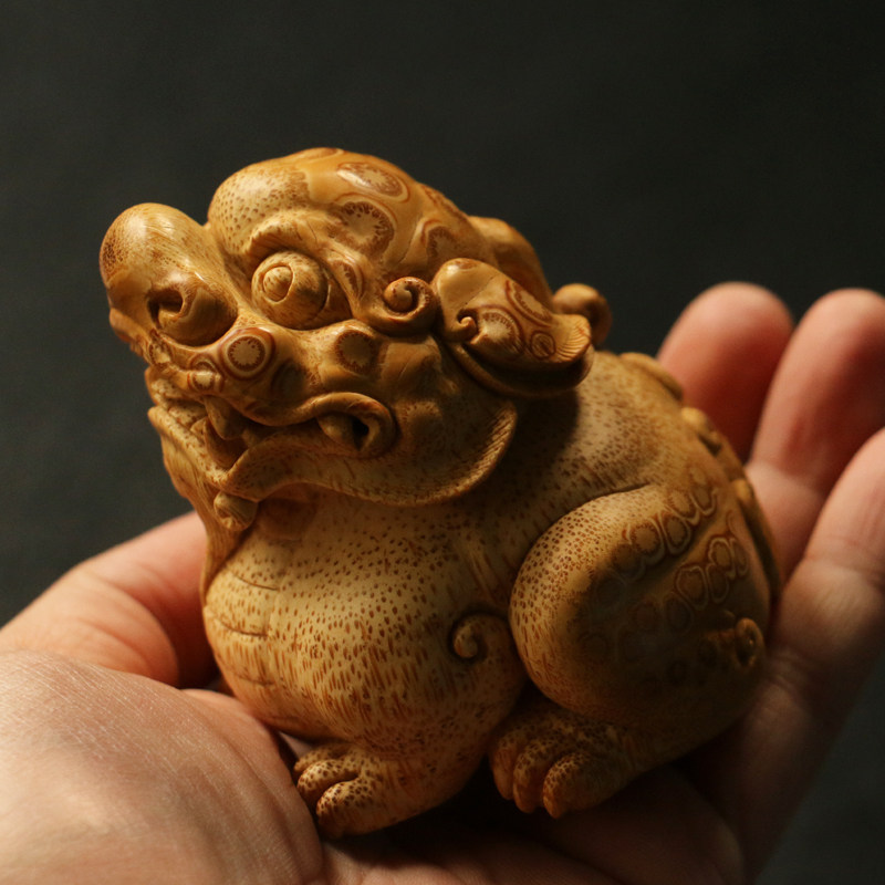 【一物一拍】东阳名家刘向荣本工纯手工精工雕刻瑞狮竹根雕手把件