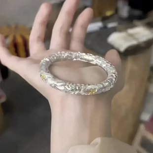 老银匠甄选铺爆款浮雕牡丹锤纹镯白铜镀厚银锤纹牡丹花点金手镯