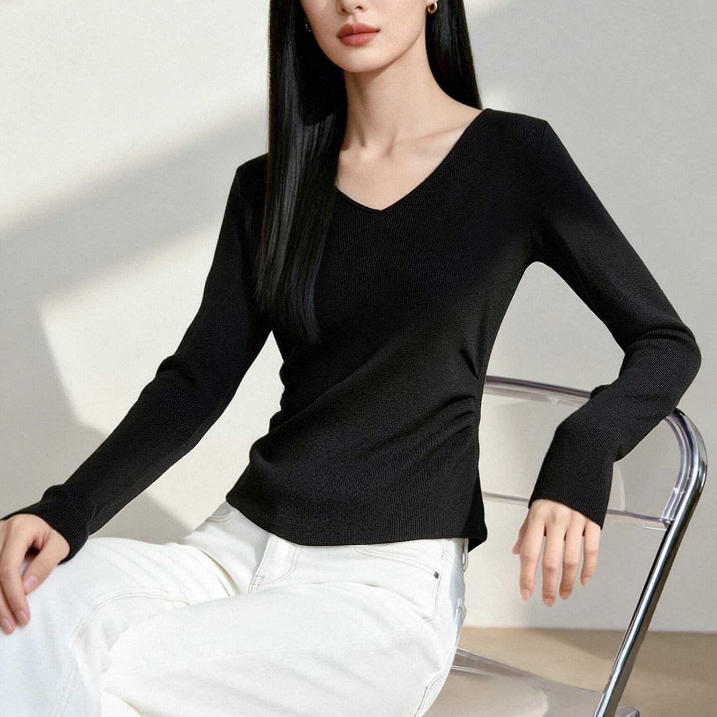 晚白2026年春新款经典简约V领毛衣亲肤柔软褶皱修身针织衫女