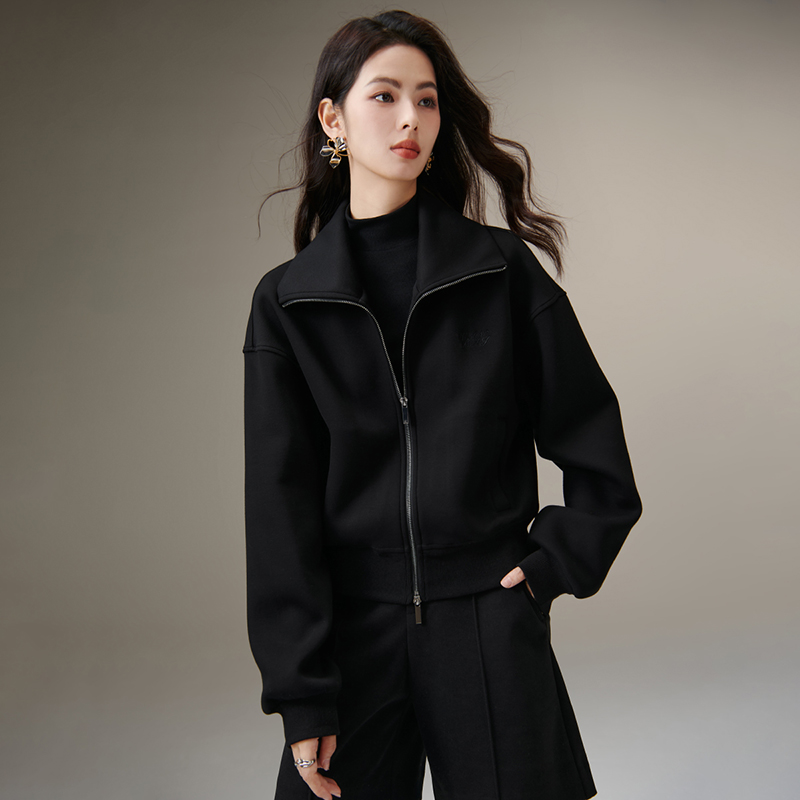 纯色立领宽松减龄外套