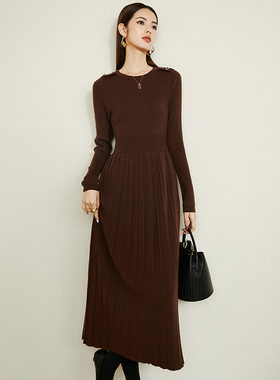 晚白2025年秋冬新款时尚简约裙子休闲羊毛高弹气质针织连衣裙
