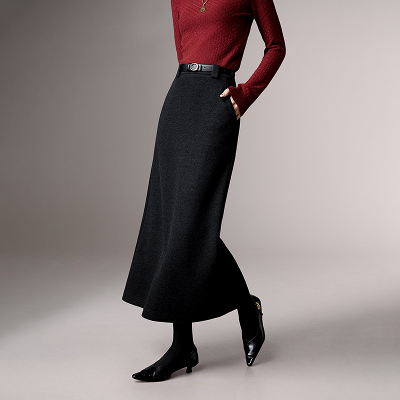 晚白2025年冬新款气质简约高腰毛呢裙修身显瘦优雅知性直筒长裙