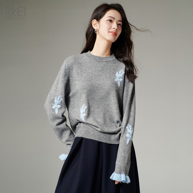 晚白2026年春新款圆领气质撞色印花独特大码格雷灰上衣针织衫女