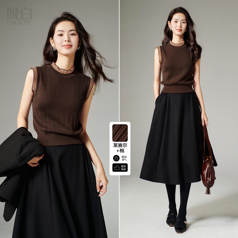 晚白纯色高弹条纹立领针织衫