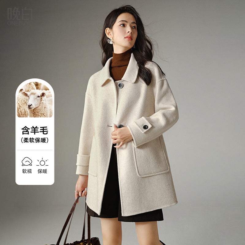 晚白翻领减龄短款羊毛大衣