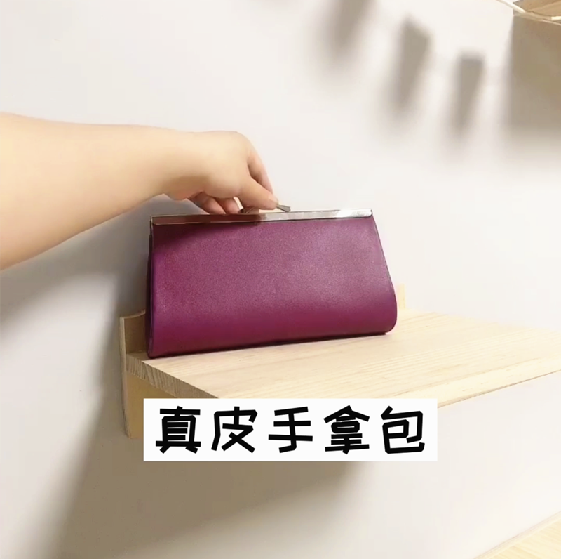 正品公司真皮高档女士晚宴包美容包手拿包邮特价