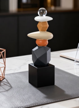 现代简约几何平衡装饰摆件