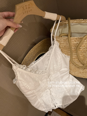 法式蕾丝吊带辣妹修身背心