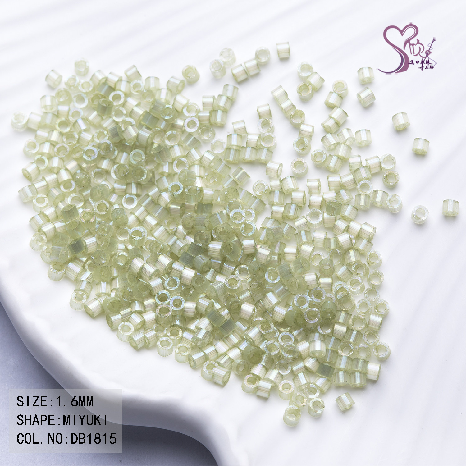 心欣DIY日本进口御幸古董珠1.6mm丝质丝光DB1815法绣串珠淡绿色