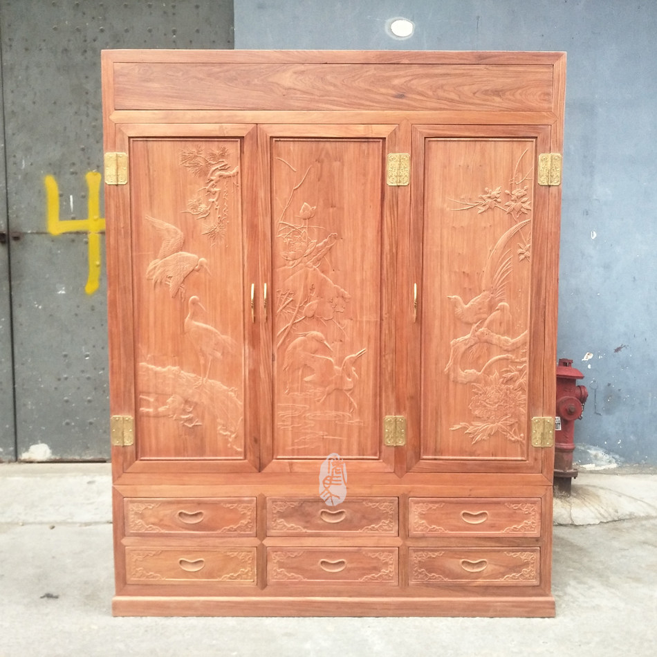 红木家具三门顶箱柜雕花衣柜