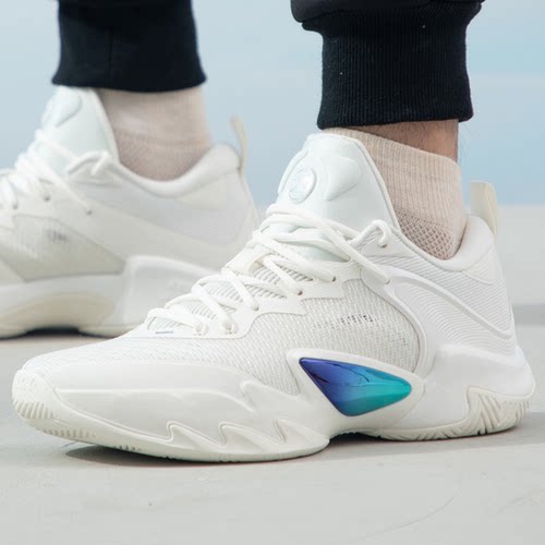 专柜清仓 特步逆天一代男子篮球鞋 低帮缓震训练鞋 877119120028