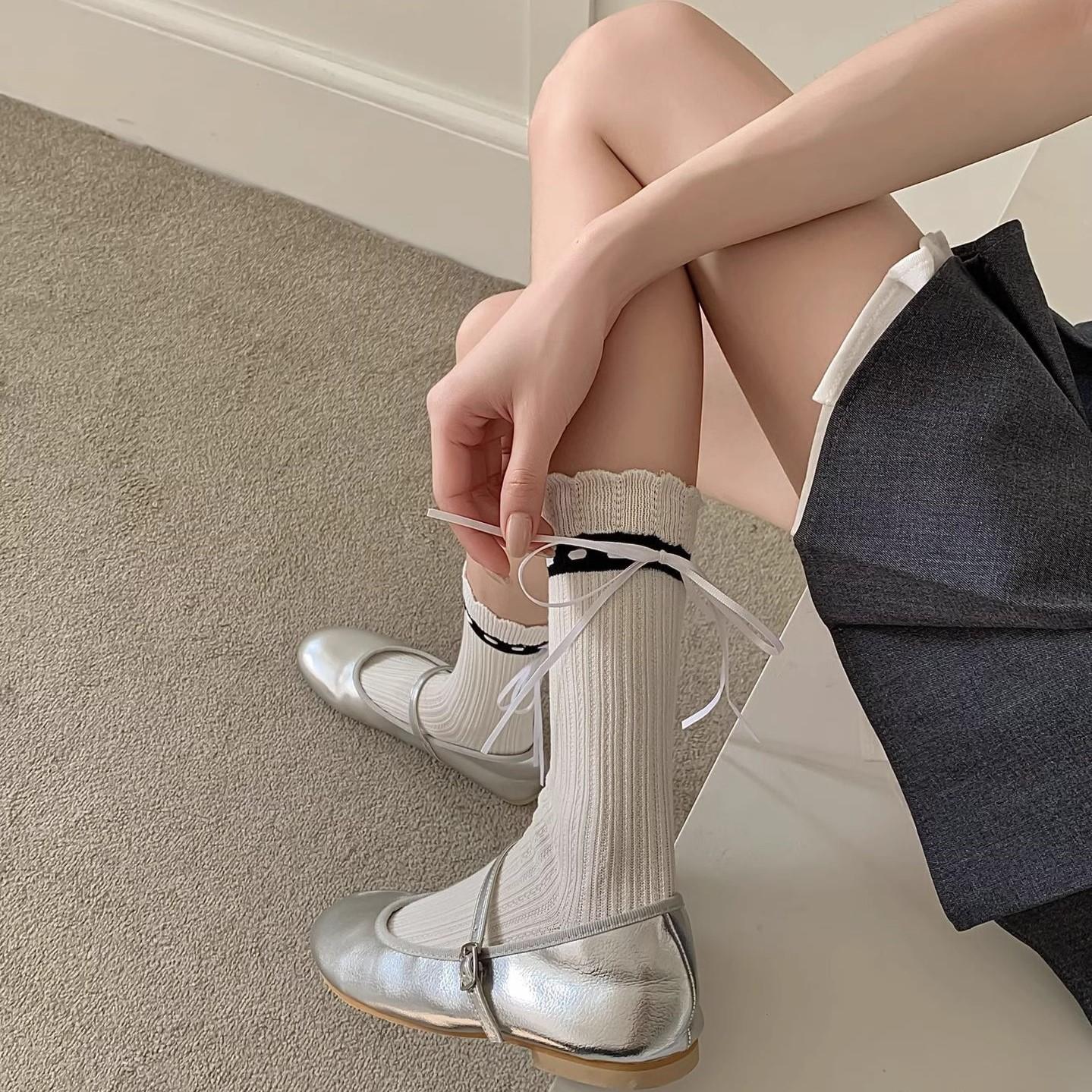 春夏吸汗甜美蝴蝶结绑带芭蕾风花边中筒堆堆袜黑白百搭JK少女短袜