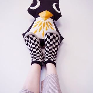 Collégien 黑白拼色格纹星星云朵鞋袜地板袜 多款在类目 童装/婴儿装/亲子装, 儿童袜子(0-16岁)中 - 来自Buy2taobao.com提供专业的淘宝代购服务