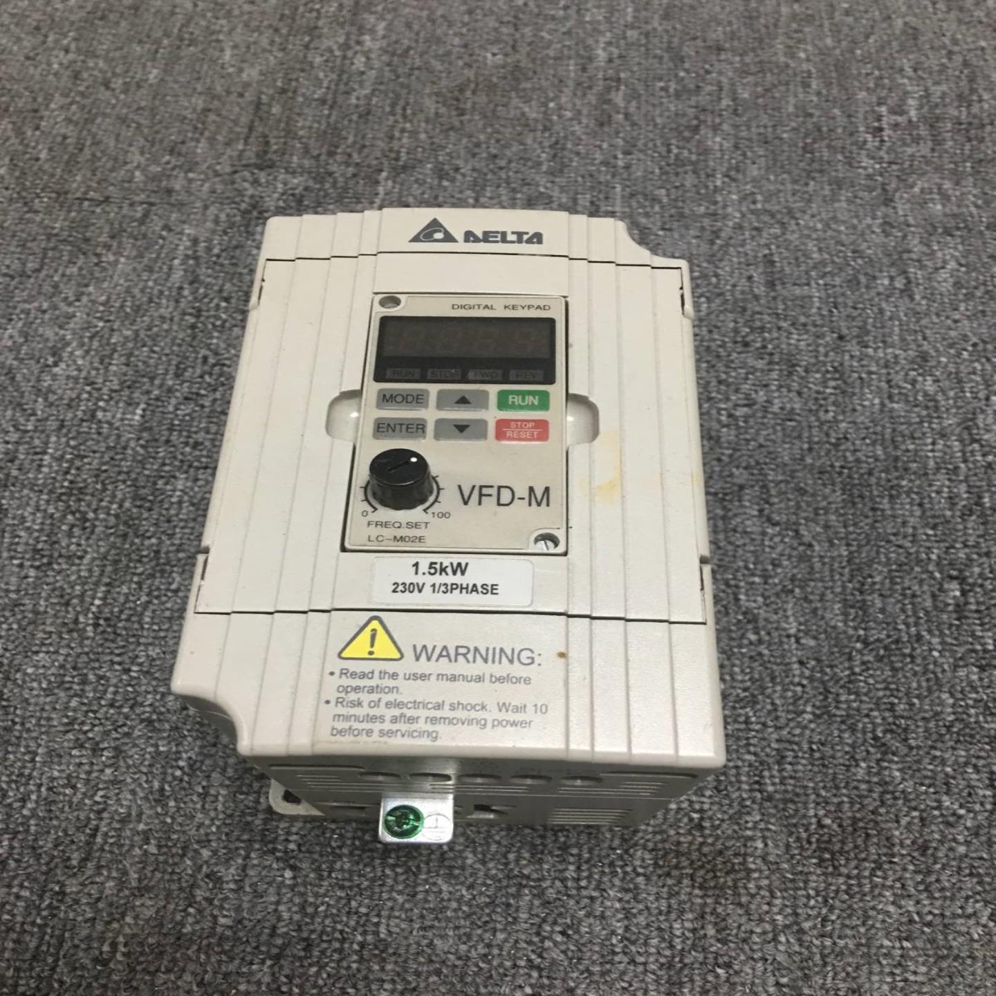 配件台达15kw变频器VFD015M21A 单相220V  装过机原装正品 议价