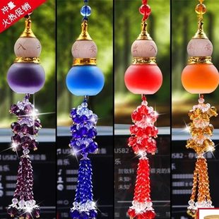 车载香水挂件悬挂式精油汽车香薰葫芦车内装饰用品小车吊坠摆件