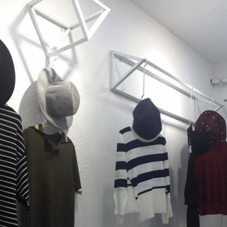 时尚铁艺服装展示架创意正侧挂配套服装架墙上女装店壁挂衣架吊杆