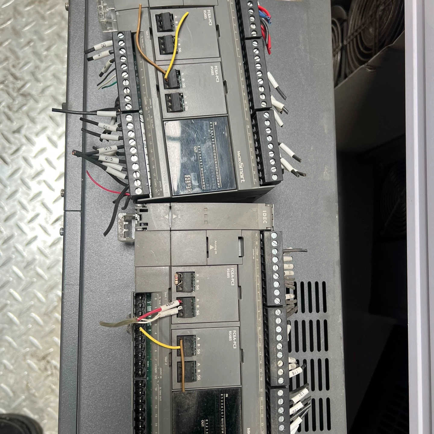 和泉plc，fc6b-c40k1c，机刚刚拆下一个，成色不错