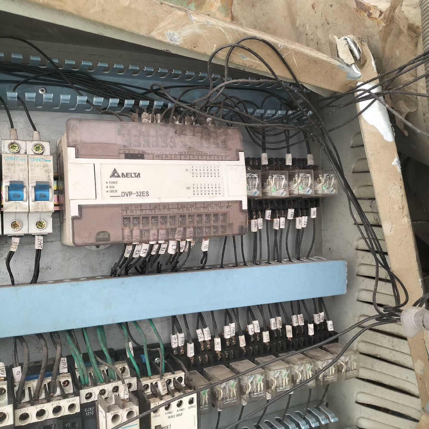 拆机台达DⅤP32ES00T2，实物拍摄的，成色如图所示，型