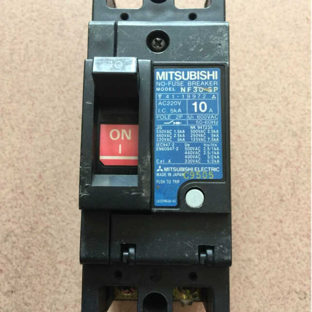 三菱塑壳断路器NF30-SP 2P10A三菱塑壳断路器NF3