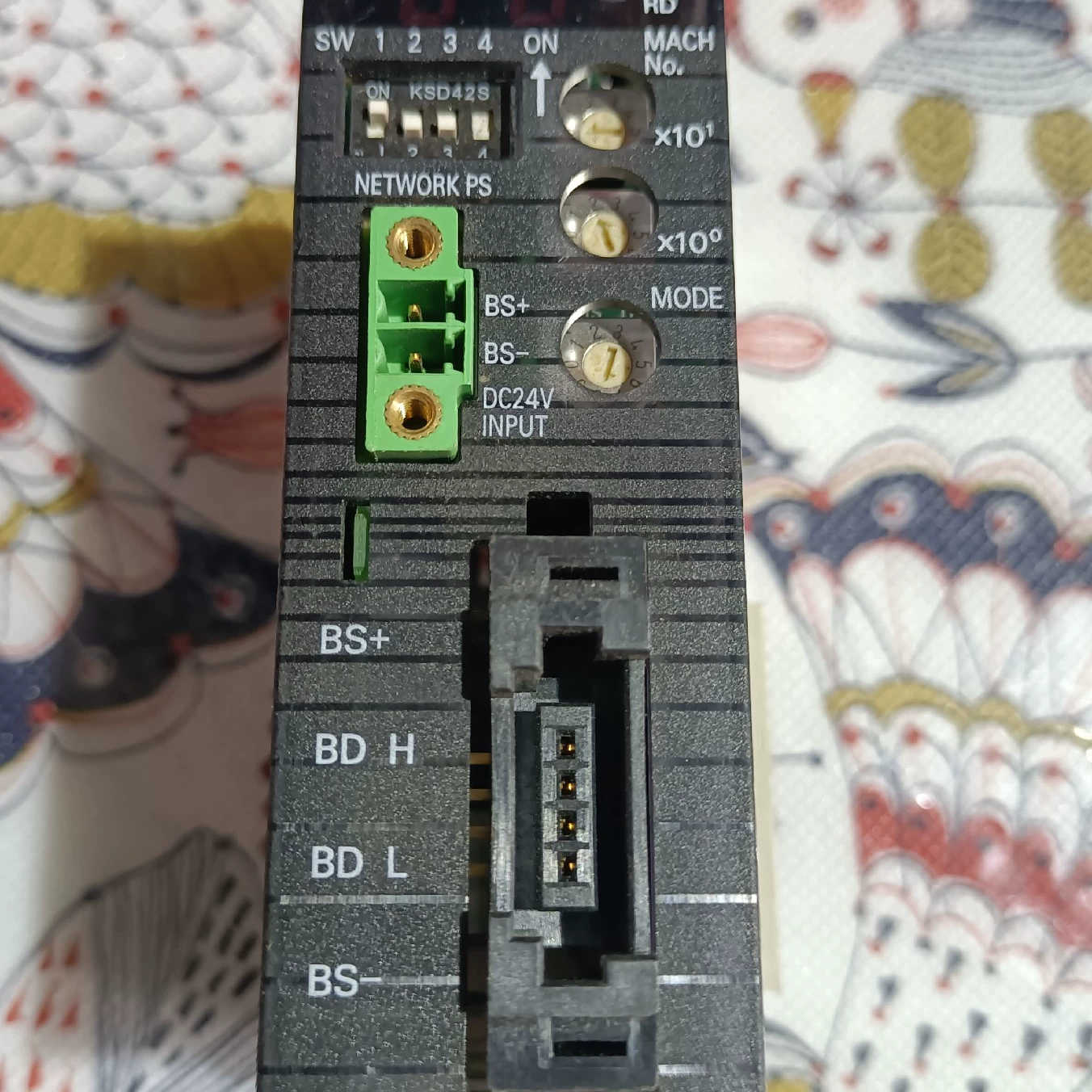 OMRON   C J 1 W-CRM21模块，功能包