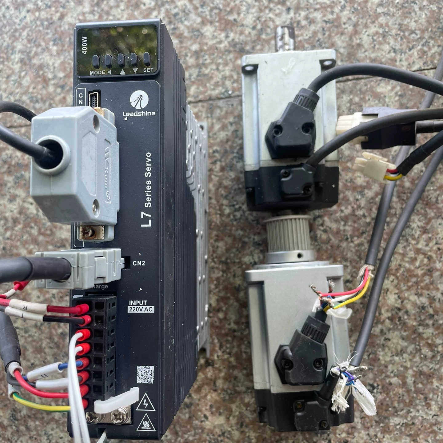 雷赛L7-400拆机伺服套装，电机ACM2-0600H2,成