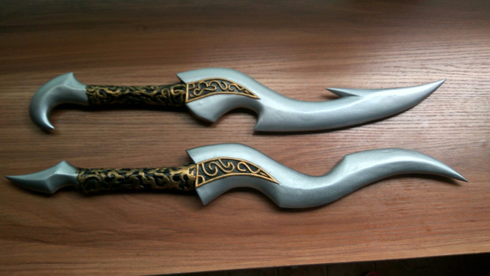 墨鱼cos 天涯明月刀cosplay五毒双刀道具武器定做
