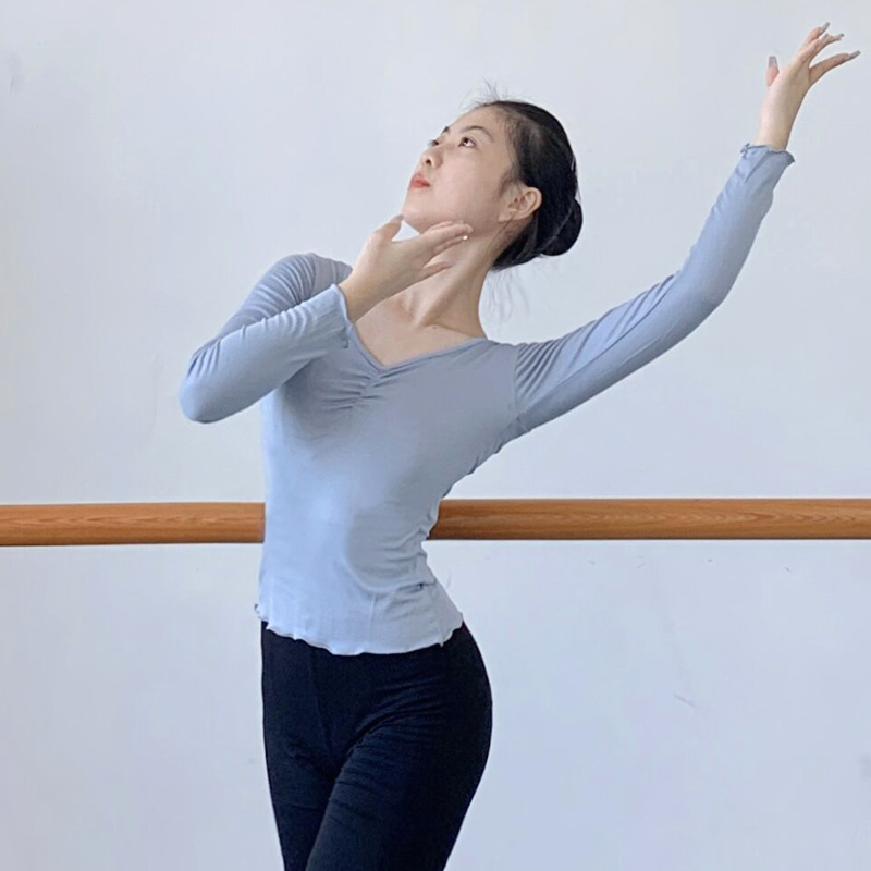 衣霓子古典舞服修身显瘦