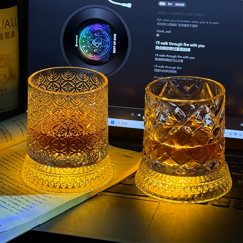 发光旋转威士忌酒杯高颜值转转