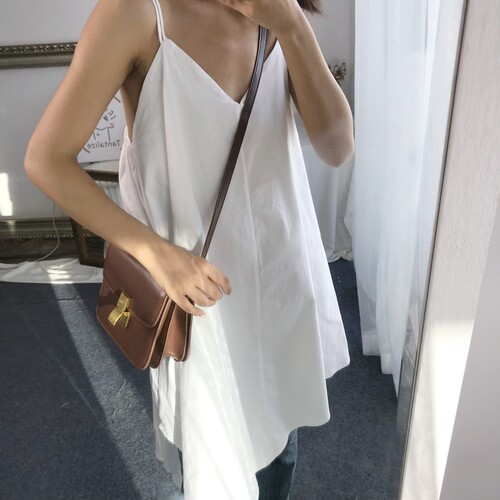不规则下摆内搭ZHANGHEIHEI