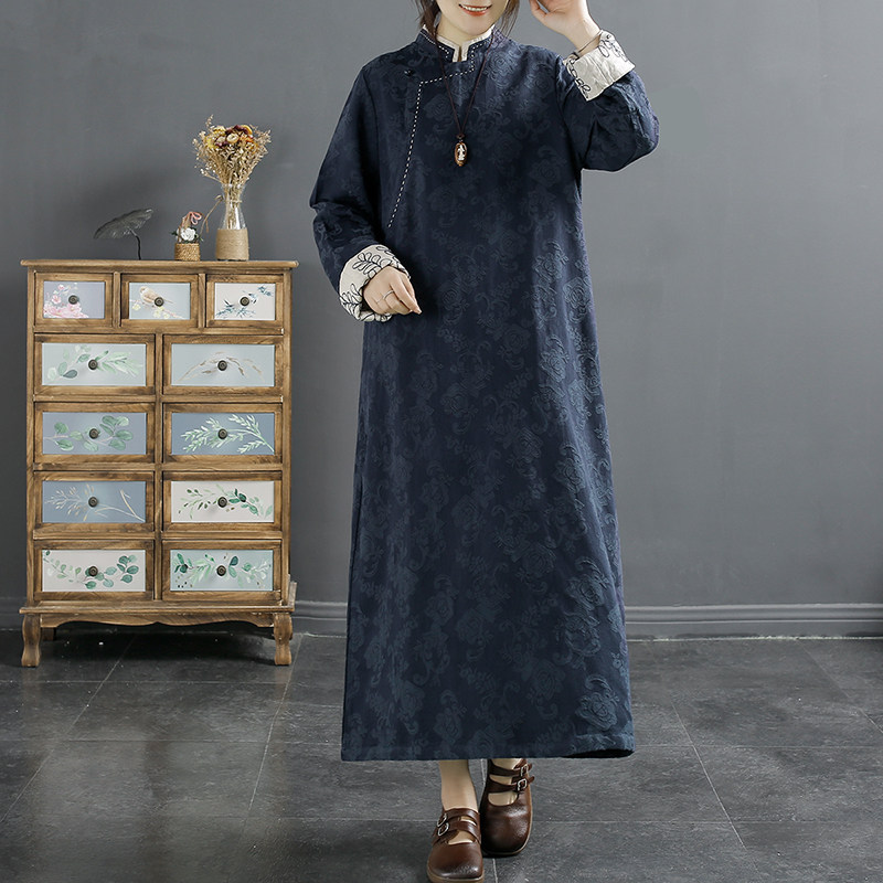 千秋飞燕复古提花刺绣连衣裙女秋季新款款宽松立领中式改良旗袍裙
